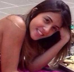 Carolina Siqueira, a novinha safada caiu na net peladinha e safada!