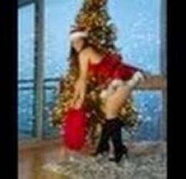 Nana gouvêa desejando feliz natal em inglês