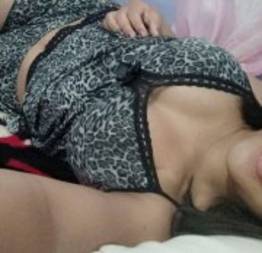 Isabela safadete peitudinha em nudes vazados no zap