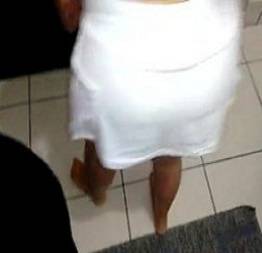 Tia gostosa tira a roupa pra levar pica do sobrinho