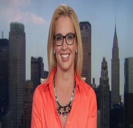 Laurie dhue jornalista e apresentadora americana vazou na net pelada