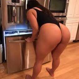 Richelle Ketrym Dançando Funk De Biquíni Enfiado Na Bunda Gostosa