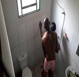 Camera escondida flagra negrao dotado comendo morena rabuda