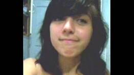 Novinha malandrinha dando para o amigo